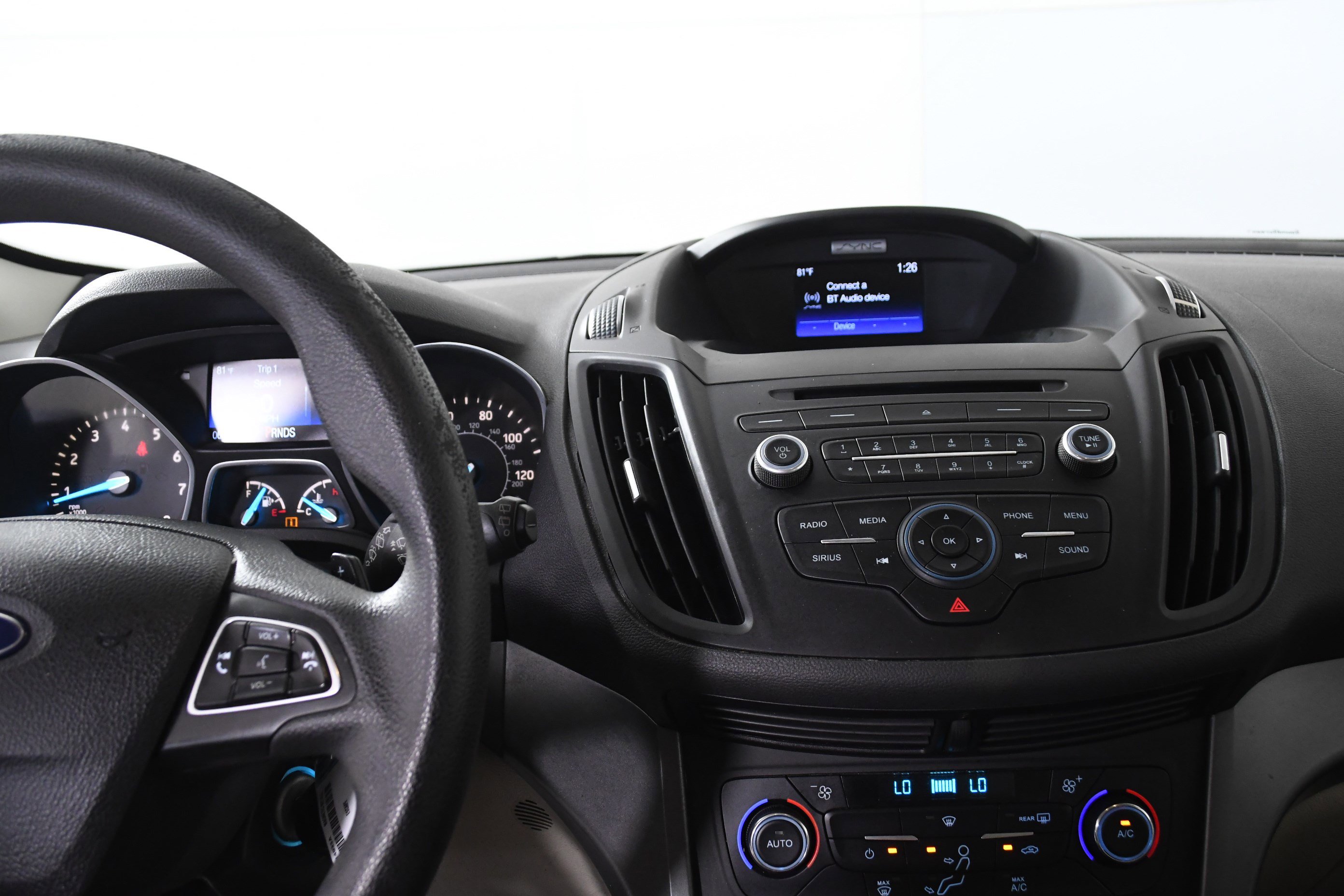 Used 2017 Ford Escape SE image 16