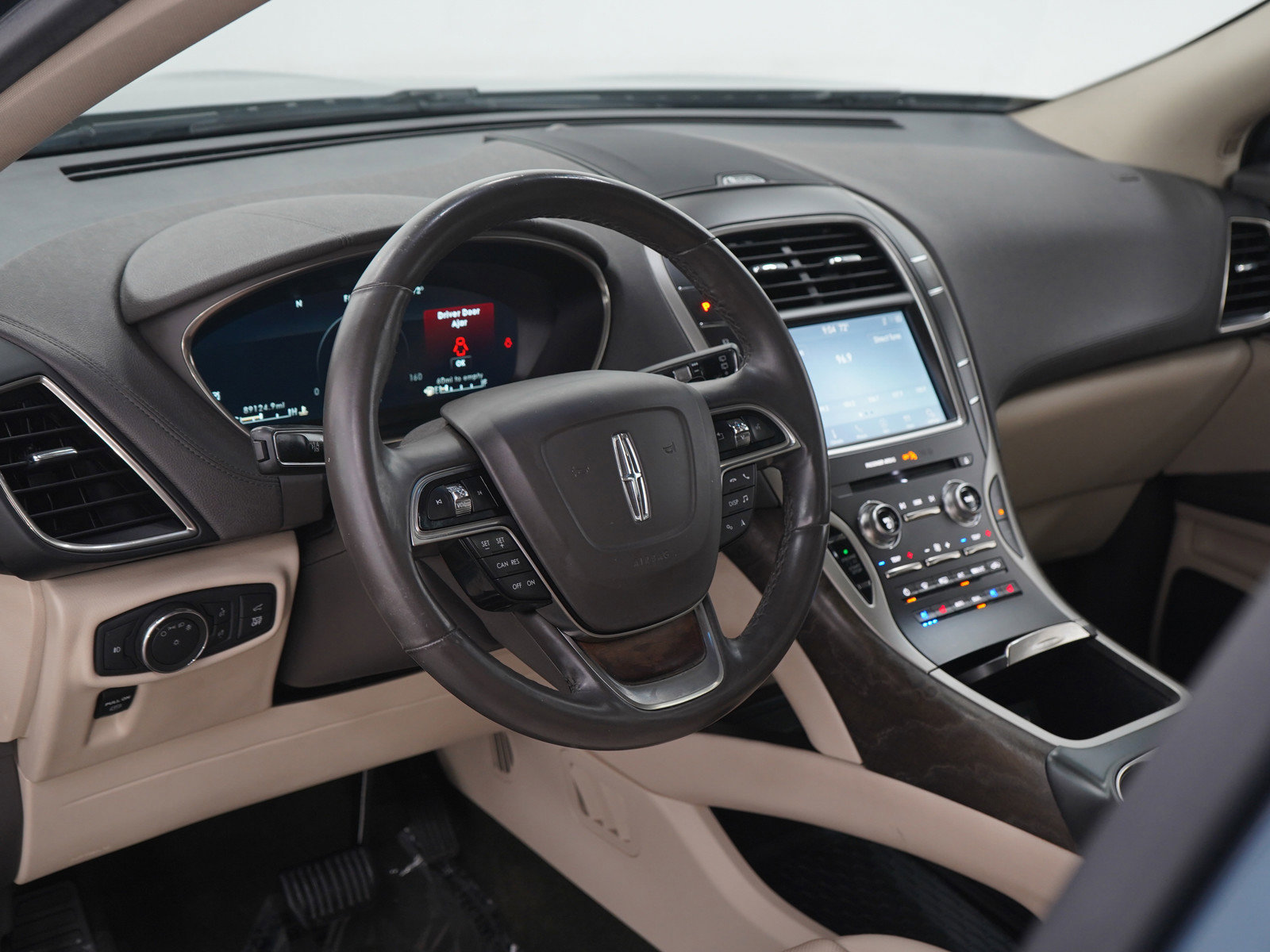Used 2019 Lincoln Nautilus Reserve AWD/4WD image 24