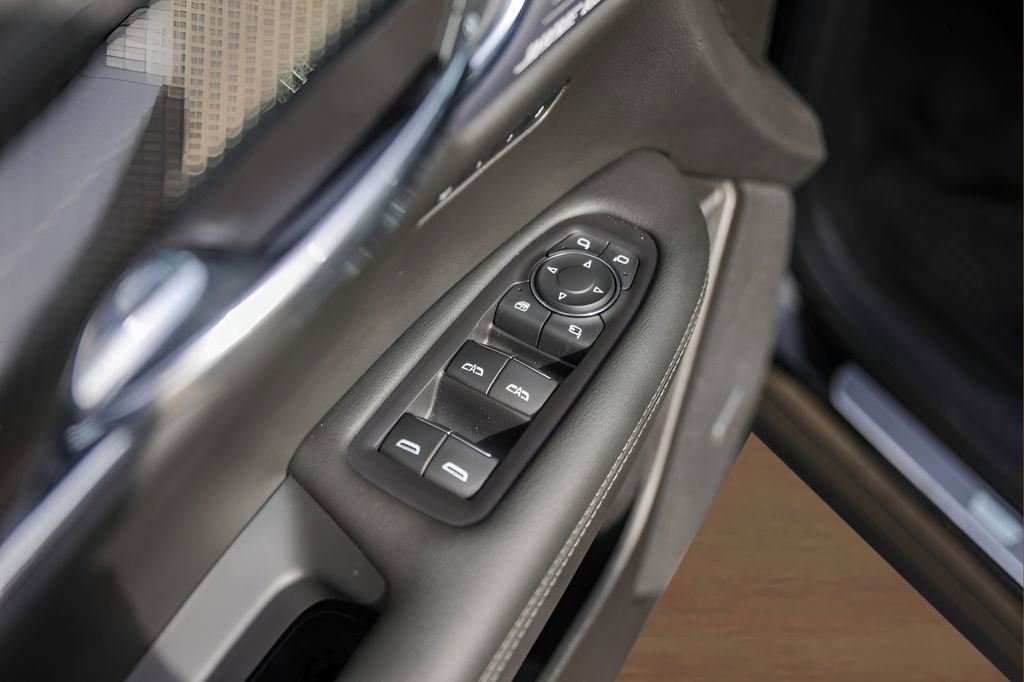 Certified 2023 Cadillac XT6 Sport w/ Technology Package image 24