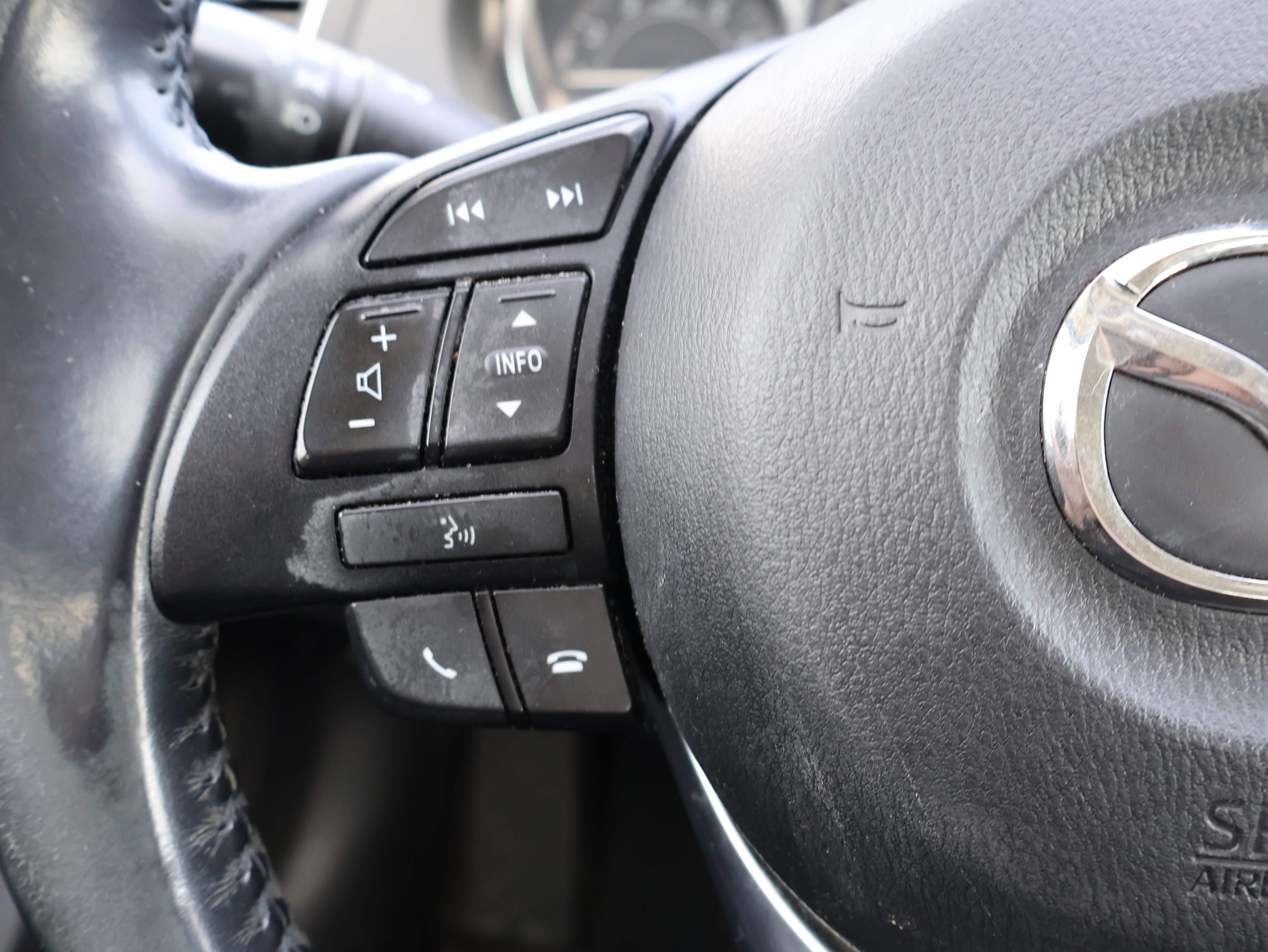 Used 2015 MAZDA MAZDA6 Touring image 26