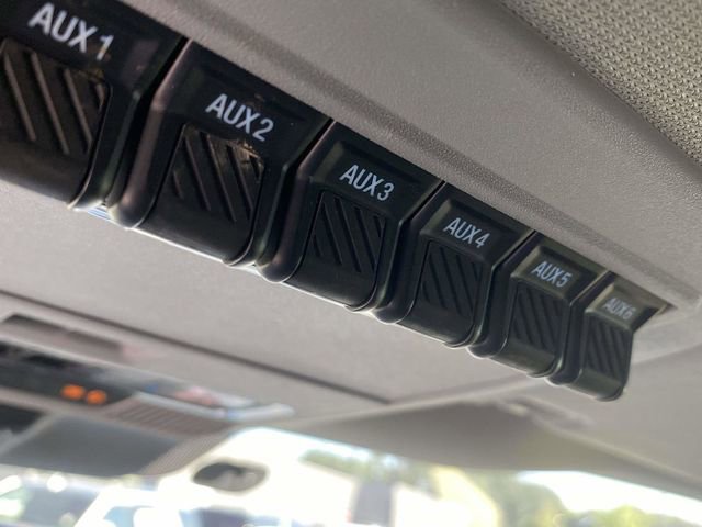 Used 2024 Ford F250 Lariat w/ Lariat Ultimate Package image 39