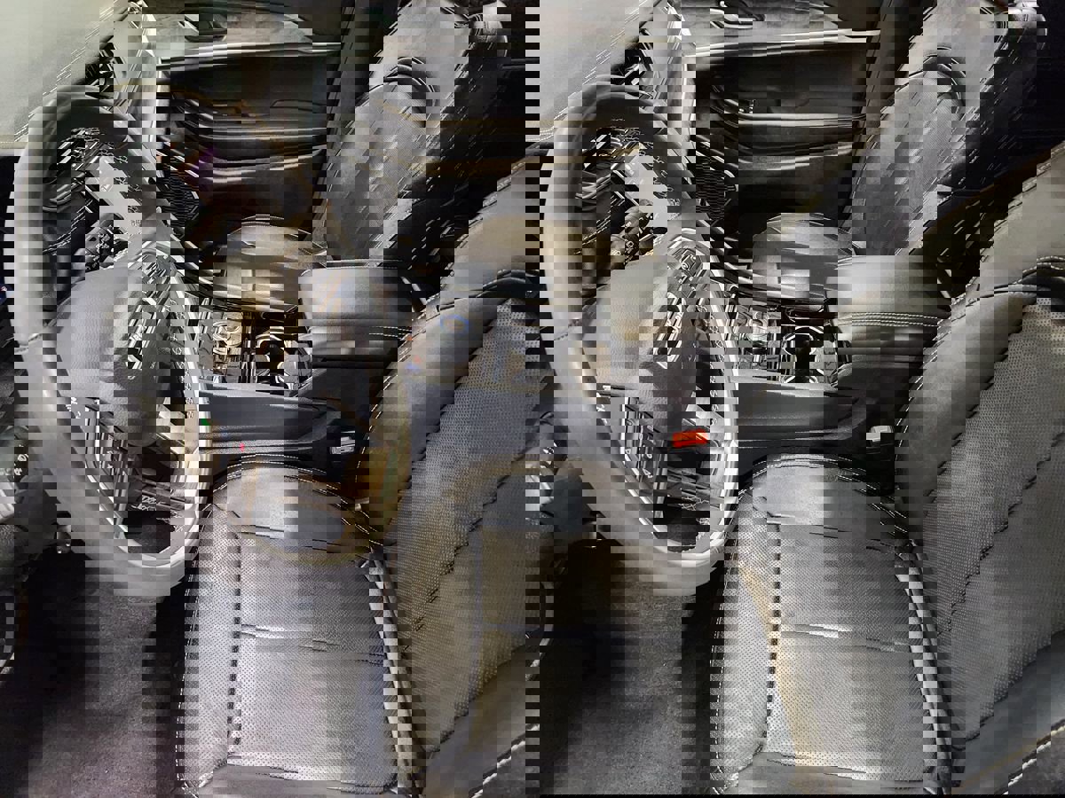 Used 2023 Jeep Grand Cherokee Limited w/ Luxury Tech Group II image 32