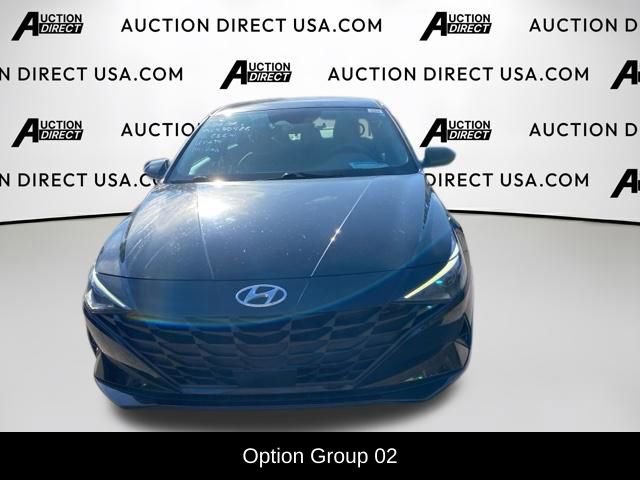 Used 2023 Hyundai Elantra SEL w/ Convenience Package image 2