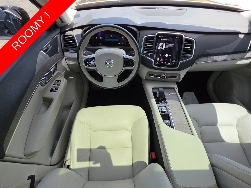 Used 2023 Volvo XC90 B6 Core w/ Protection Package Premier AWD/4WD image 6