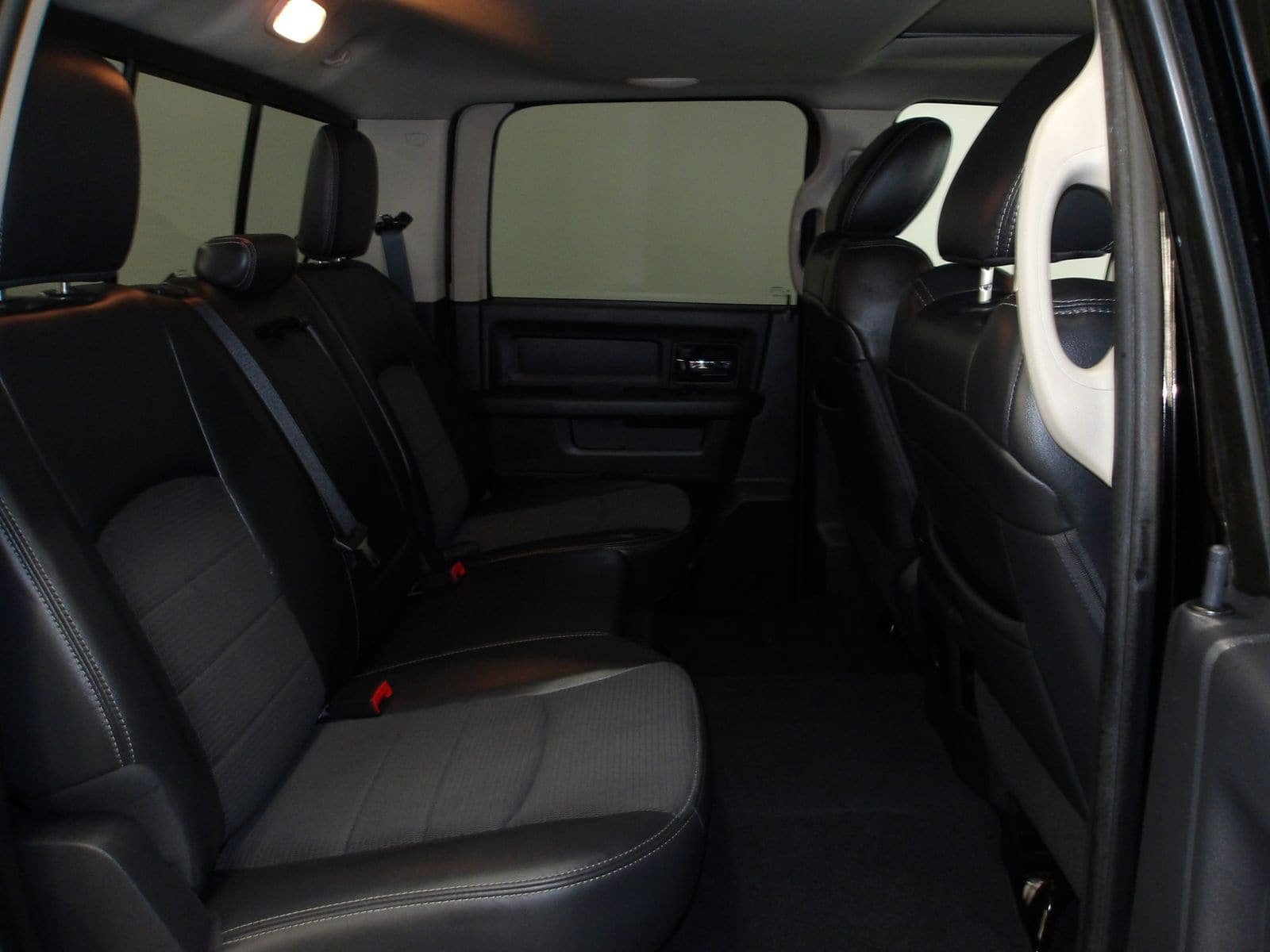 Used 2012 RAM 1500 Sport w/ Sport Premium Group AWD/4WD image 18
