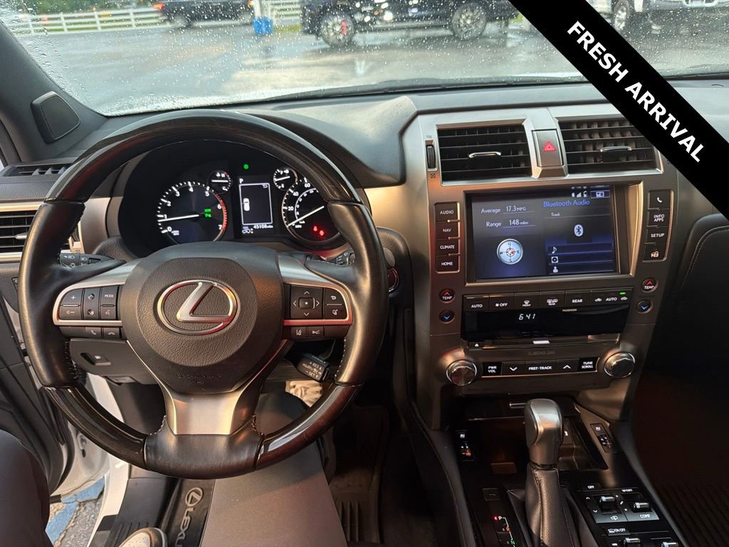 Used 2020 Lexus GX 460 Luxury w/ Off Road Package AWD/4WD image 13
