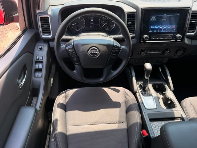 Used 2022 Nissan Frontier SV w/ Technology Package RWD image 13