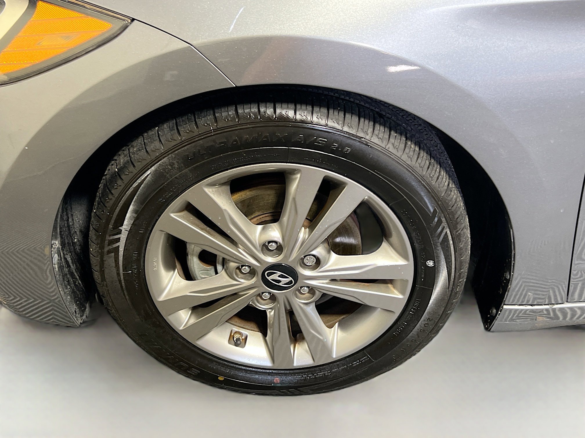 Used 2017 Hyundai Elantra SE image 13