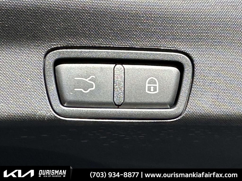 Used 2022 Alfa Romeo Stelvio Veloce image 21