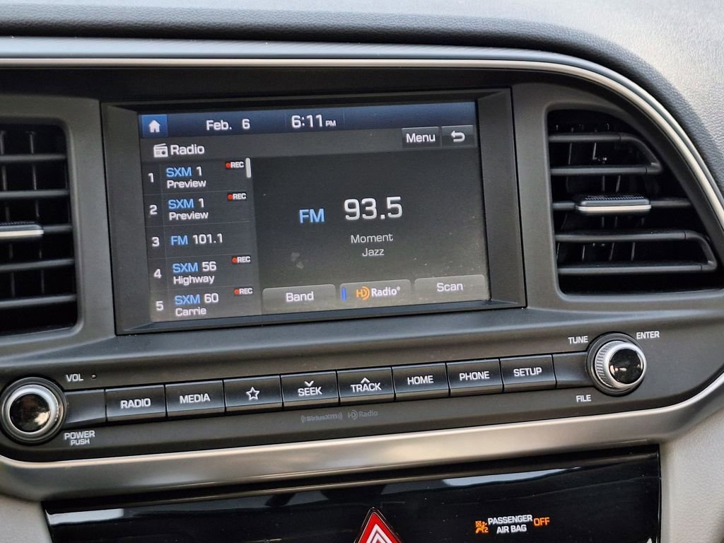 Used 2019 Hyundai Elantra SEL image 19