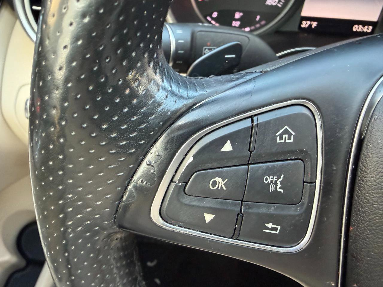 Used 2015 Mercedes-Benz C 300 4MATIC Sedan image 43