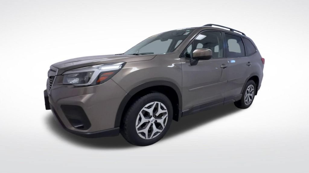 Used 2021 Subaru Forester Premium AWD/4WD image 4