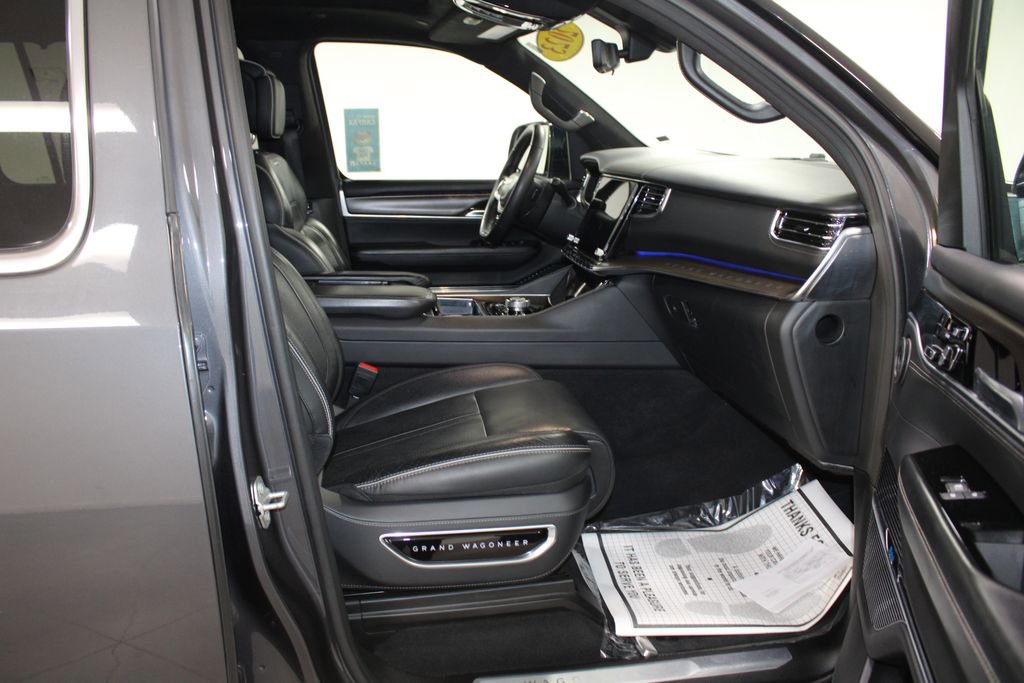 Used 2023 Jeep Grand Wagoneer L Series II image 29