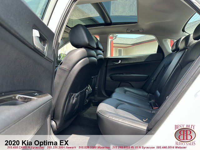 Used 2020 Kia Optima Premium image 12