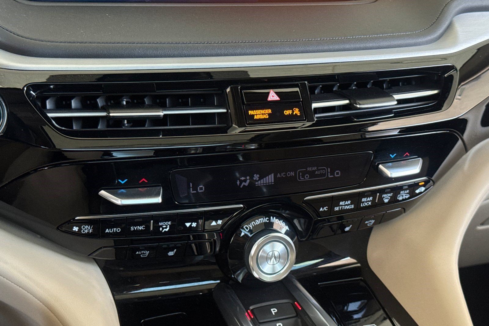 Used 2023 Acura MDX SH-AWD w/ Technology Package image 19