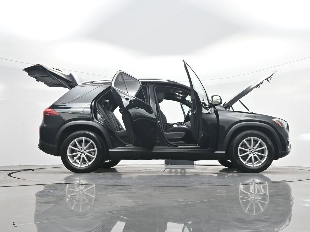 Used 2024 Mercedes-Benz GLE 450e 4MATIC image 45