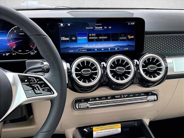 New 2026 Mercedes-Benz GLB 250 image 9