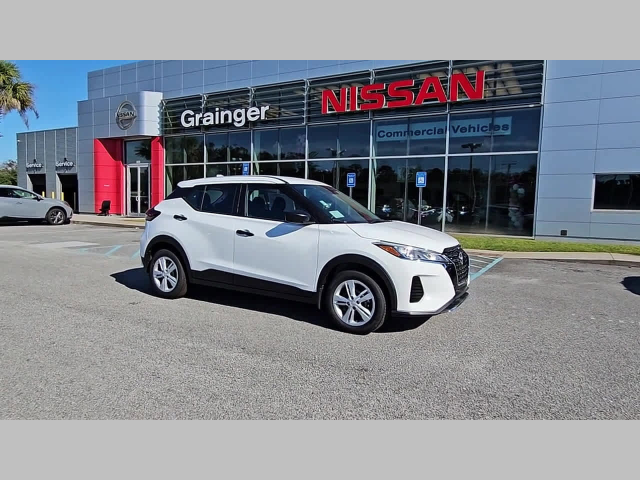 New 2025 Nissan Kicks Play S image 35