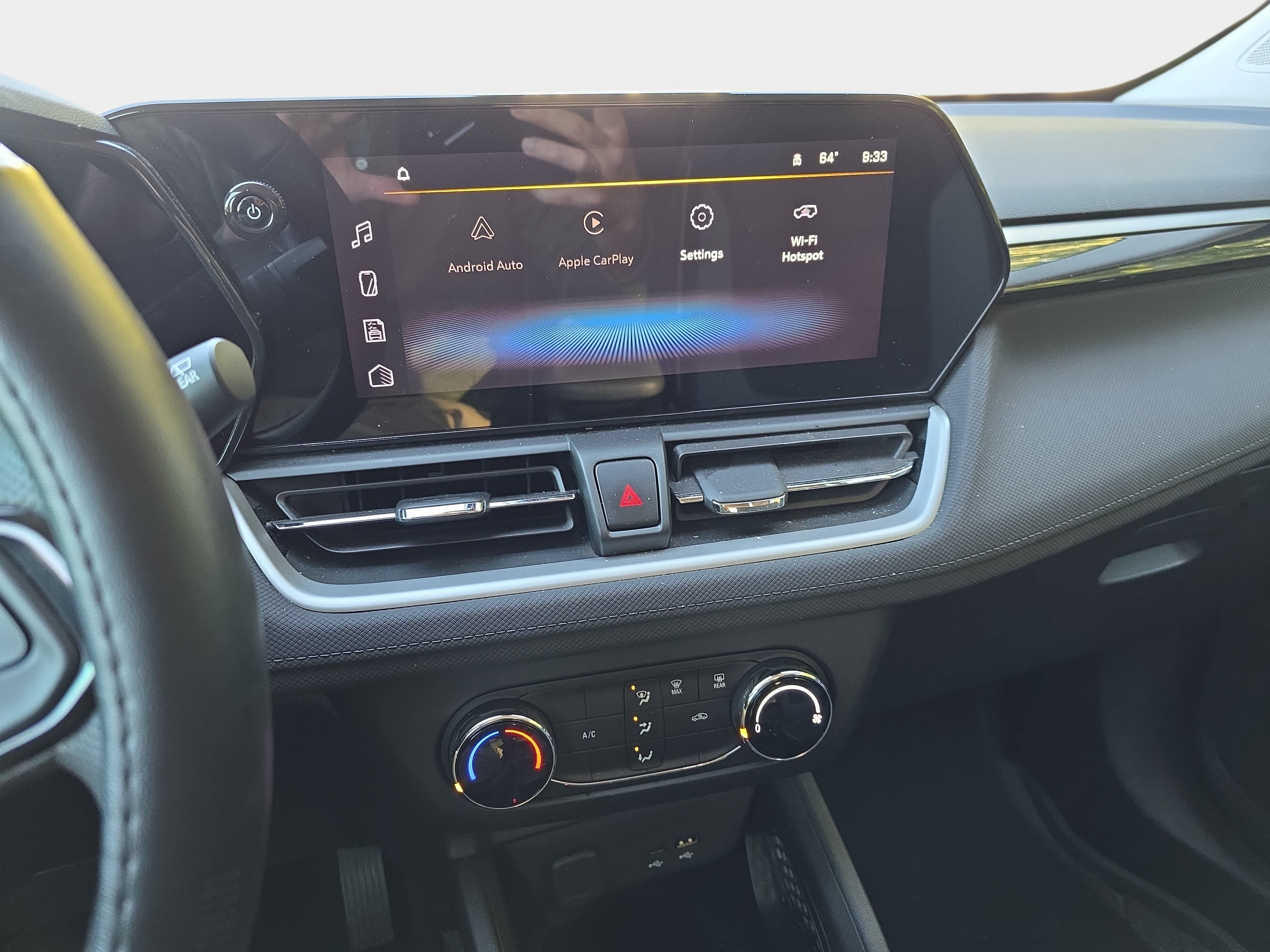 Used 2024 Chevrolet TrailBlazer LS w/ LS Convenience Package FWD image 8