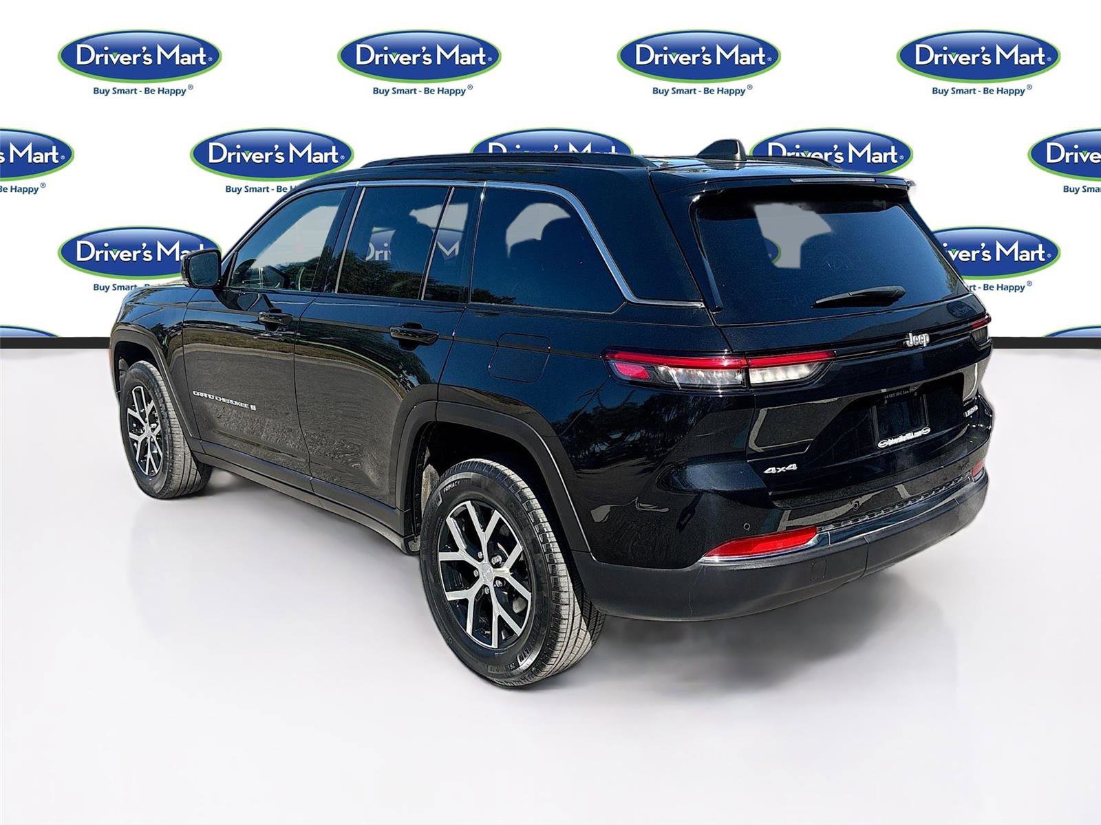 Used 2024 Jeep Grand Cherokee Limited image 5
