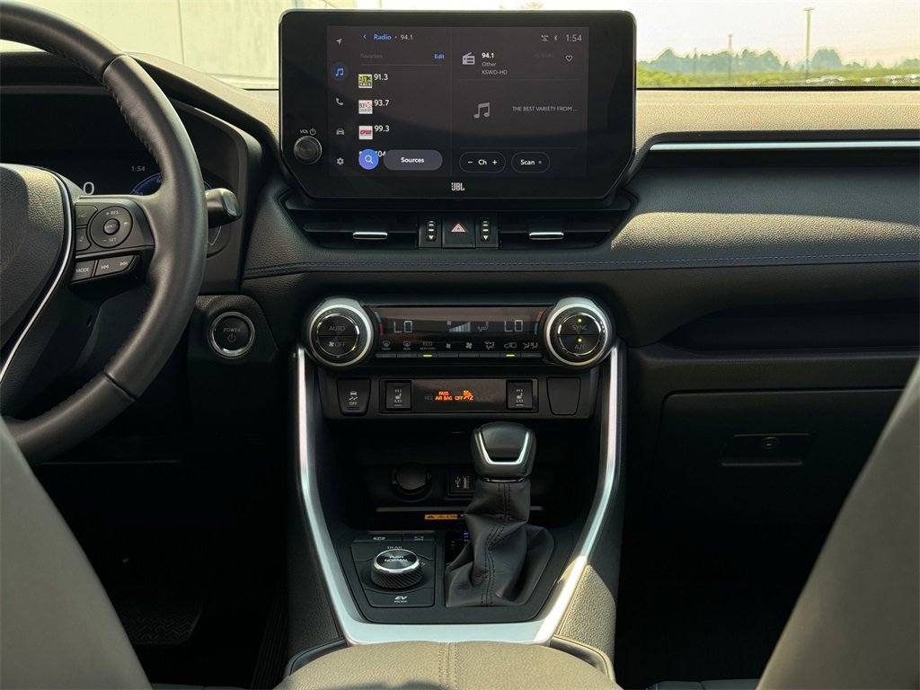 Used 2023 Toyota RAV4 XSE image 17