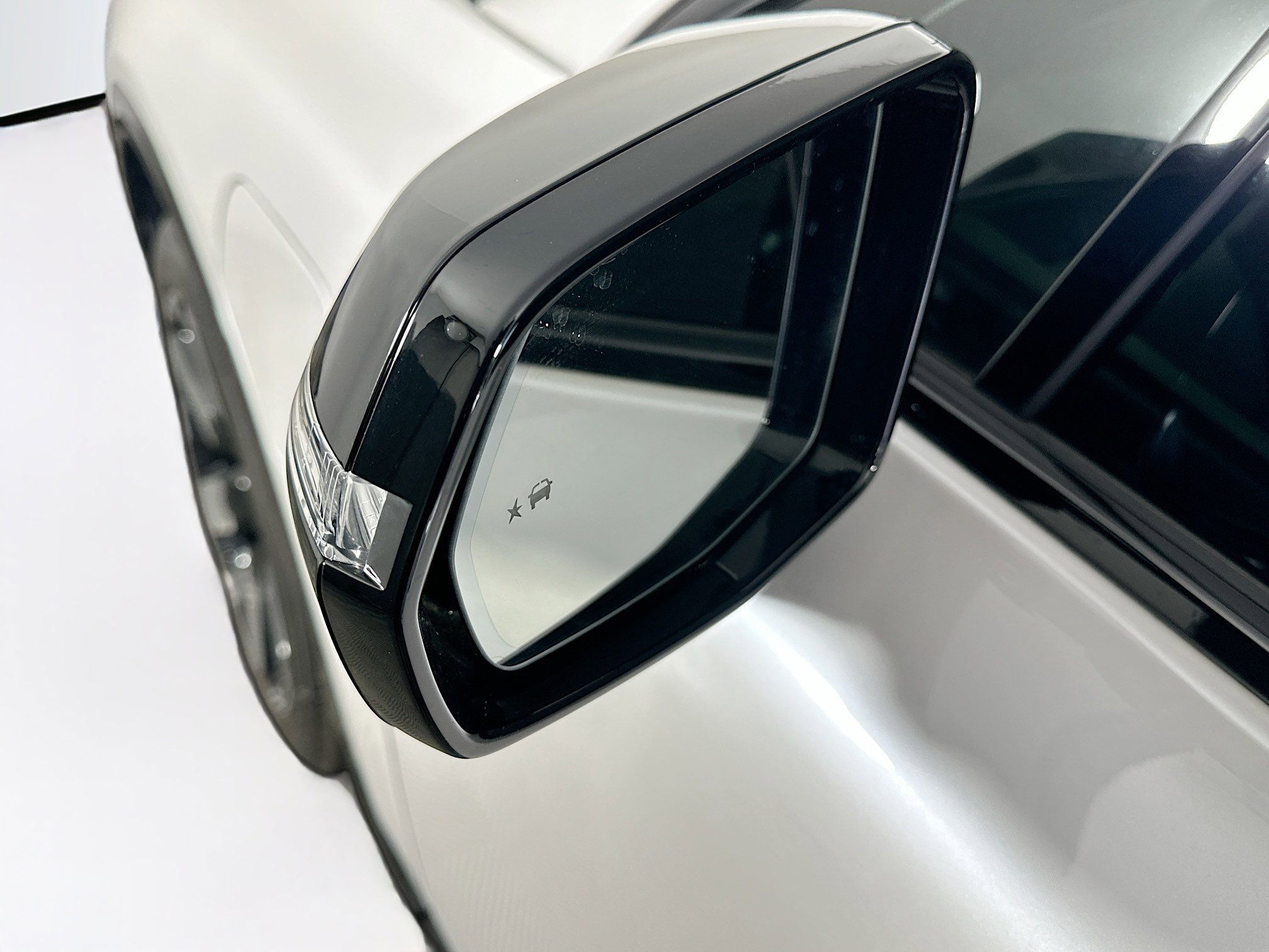 Used 2024 Honda Prologue Elite image 16