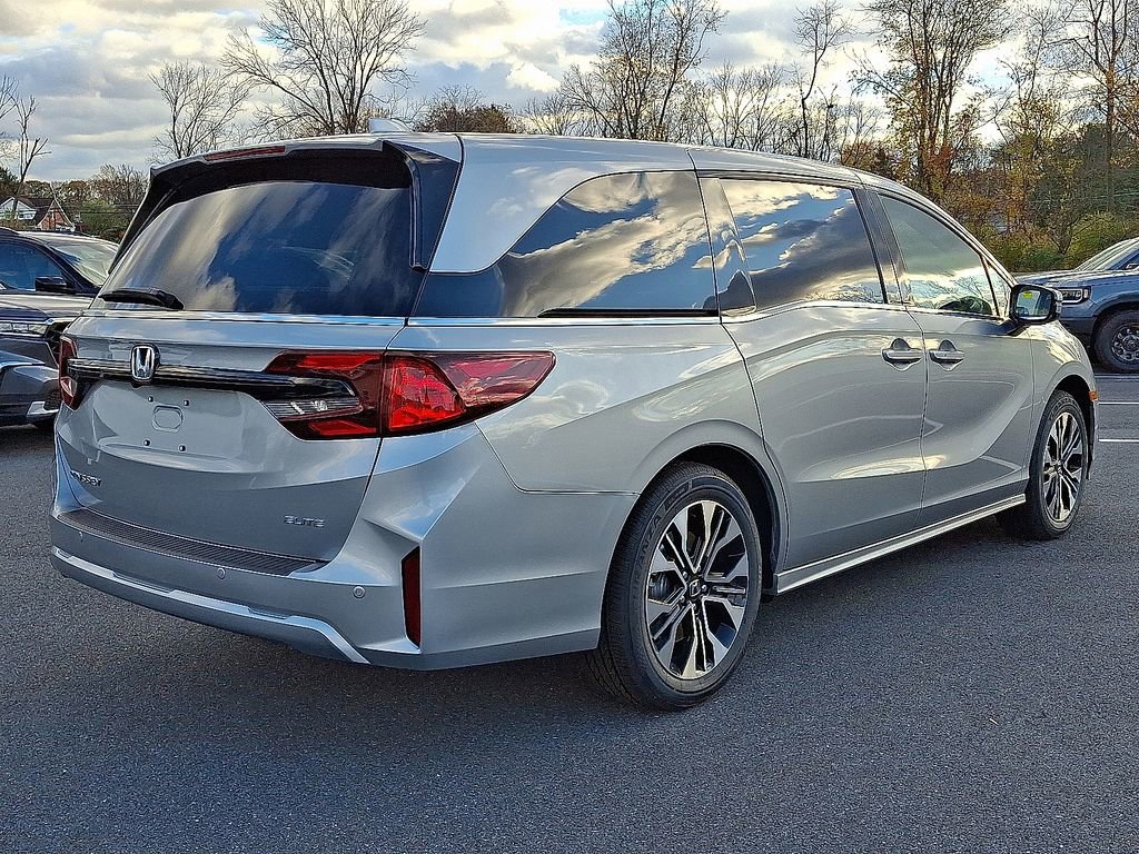New 2026 Honda Odyssey Elite image 4