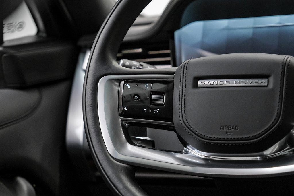 Used 2023 Land Rover Range Rover SV image 17