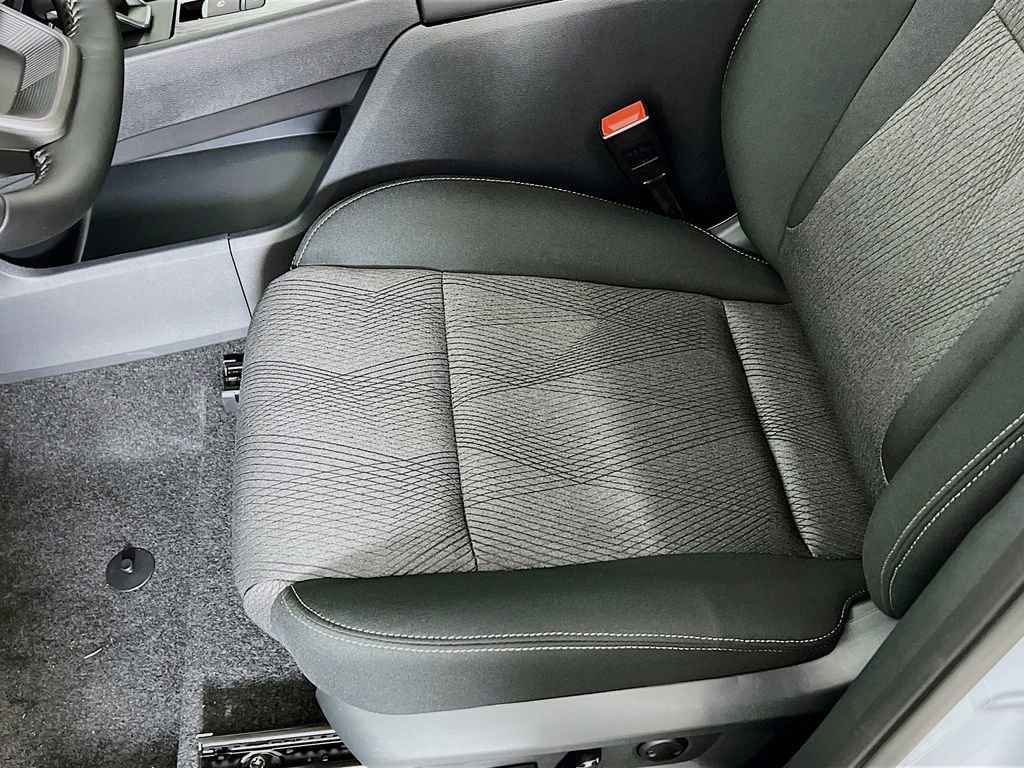 New 2026 Nissan Rogue SV AWD/4WD image 16