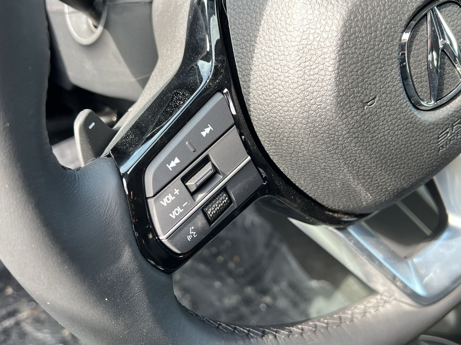 Certified 2026 Acura Integra FWD image 30