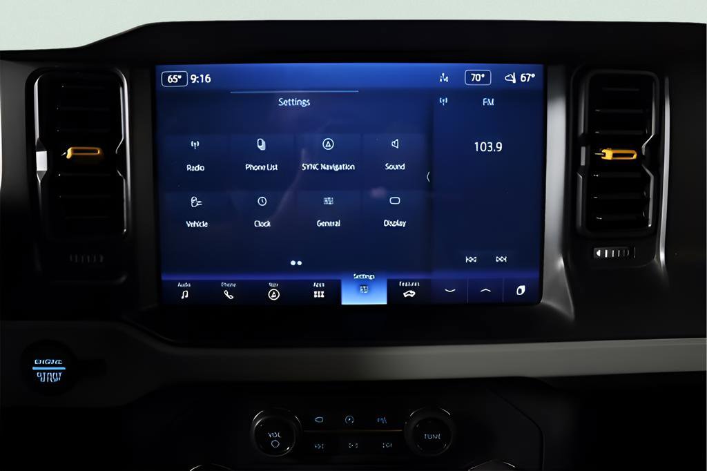 Used 2022 Ford Bronco Badlands image 29