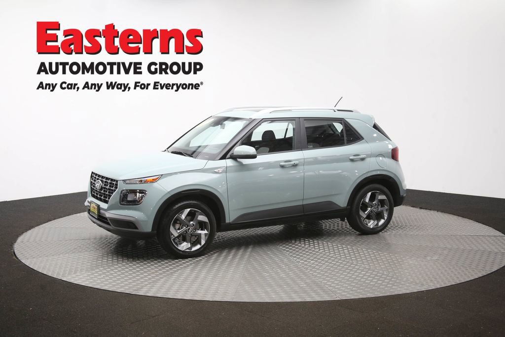 Used 2025 Hyundai Venue SEL FWD image 59