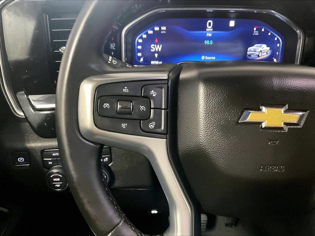 Used 2023 Chevrolet Silverado 1500 LT AWD/4WD image 22