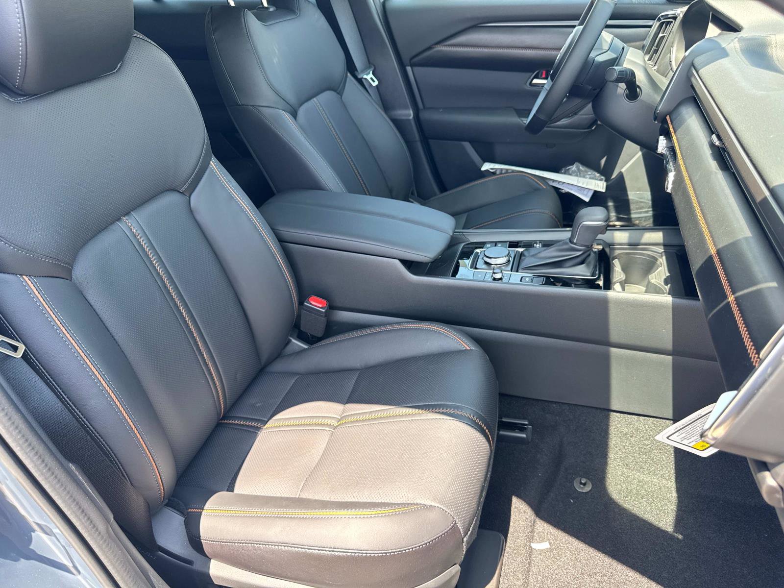 New 2025 MAZDA CX-50 2.5 Hybrid w/ Premium Plus Pkg image 28