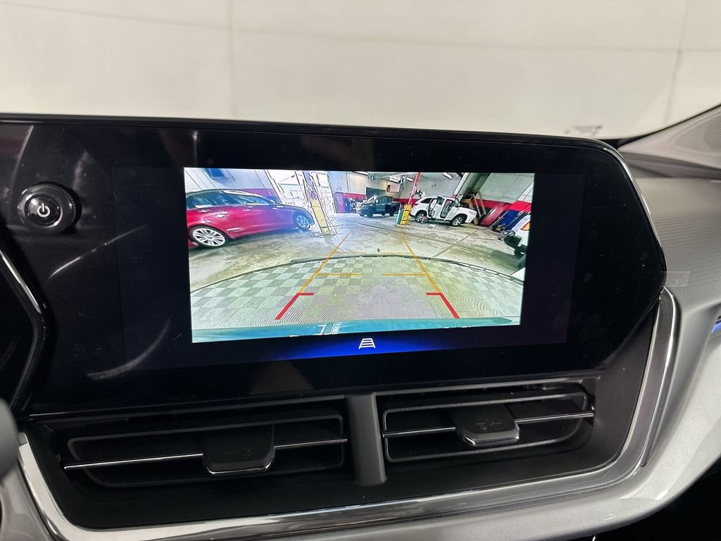New 2026 Chevrolet Trax LT image 15