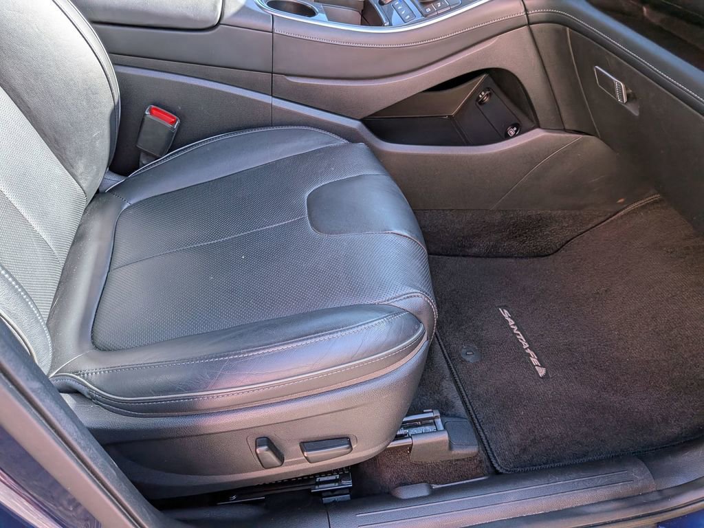 Used 2021 Hyundai Santa Fe Limited image 31