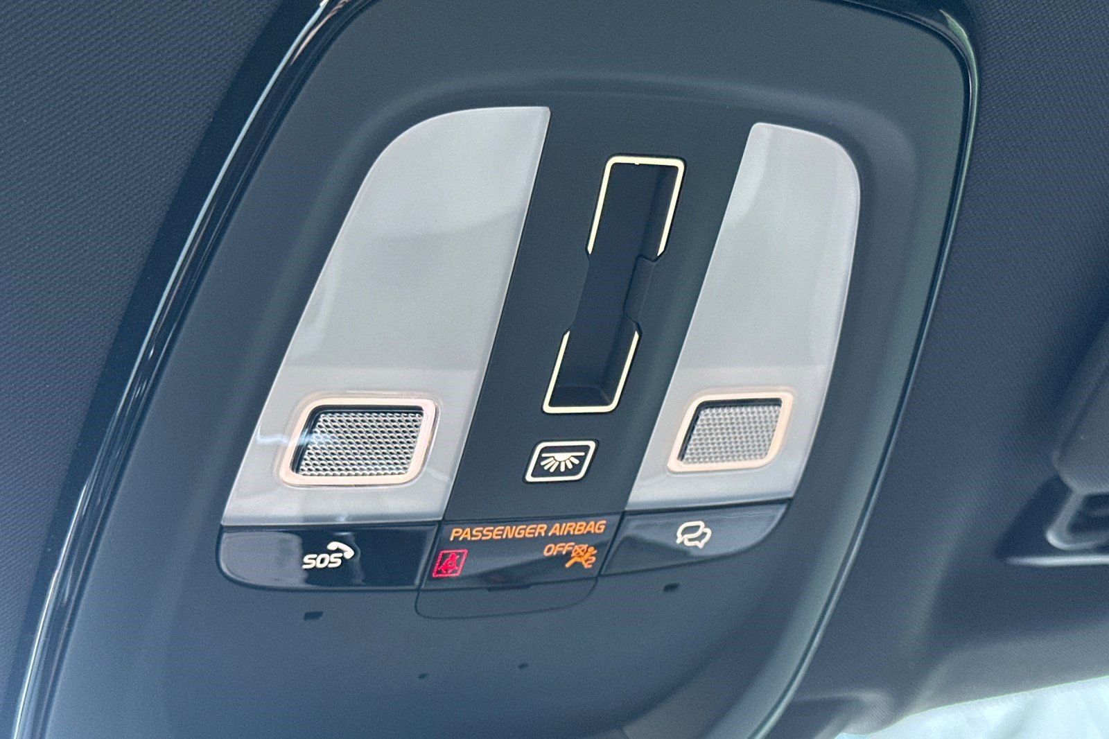 Used 2026 Volvo XC90 B6 Plus w/ Protection Package image 23