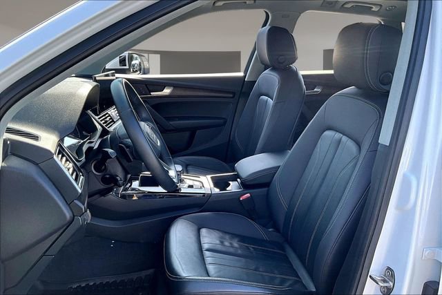 Certified 2023 Audi Q5 2.0T Premium w/ Convenience Package AWD/4WD image 21
