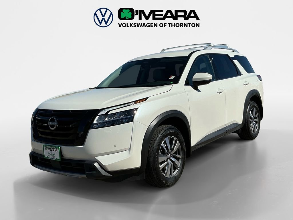 Used 2024 Nissan Pathfinder SL w/ Black Appearance Package
