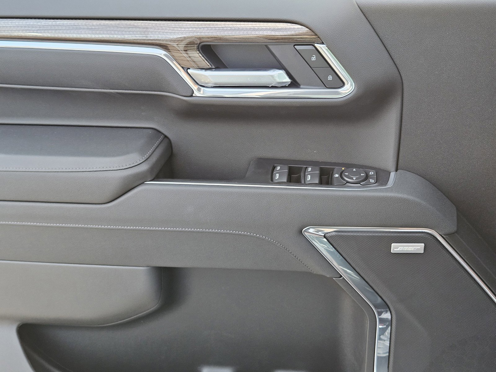 New 2026 Chevrolet Silverado 1500 LT Trail Boss w/ Convenience Package II image 16