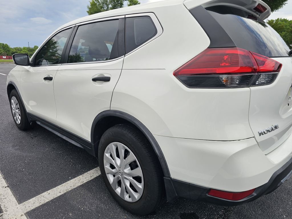Used 2020 Nissan Rogue S image 5