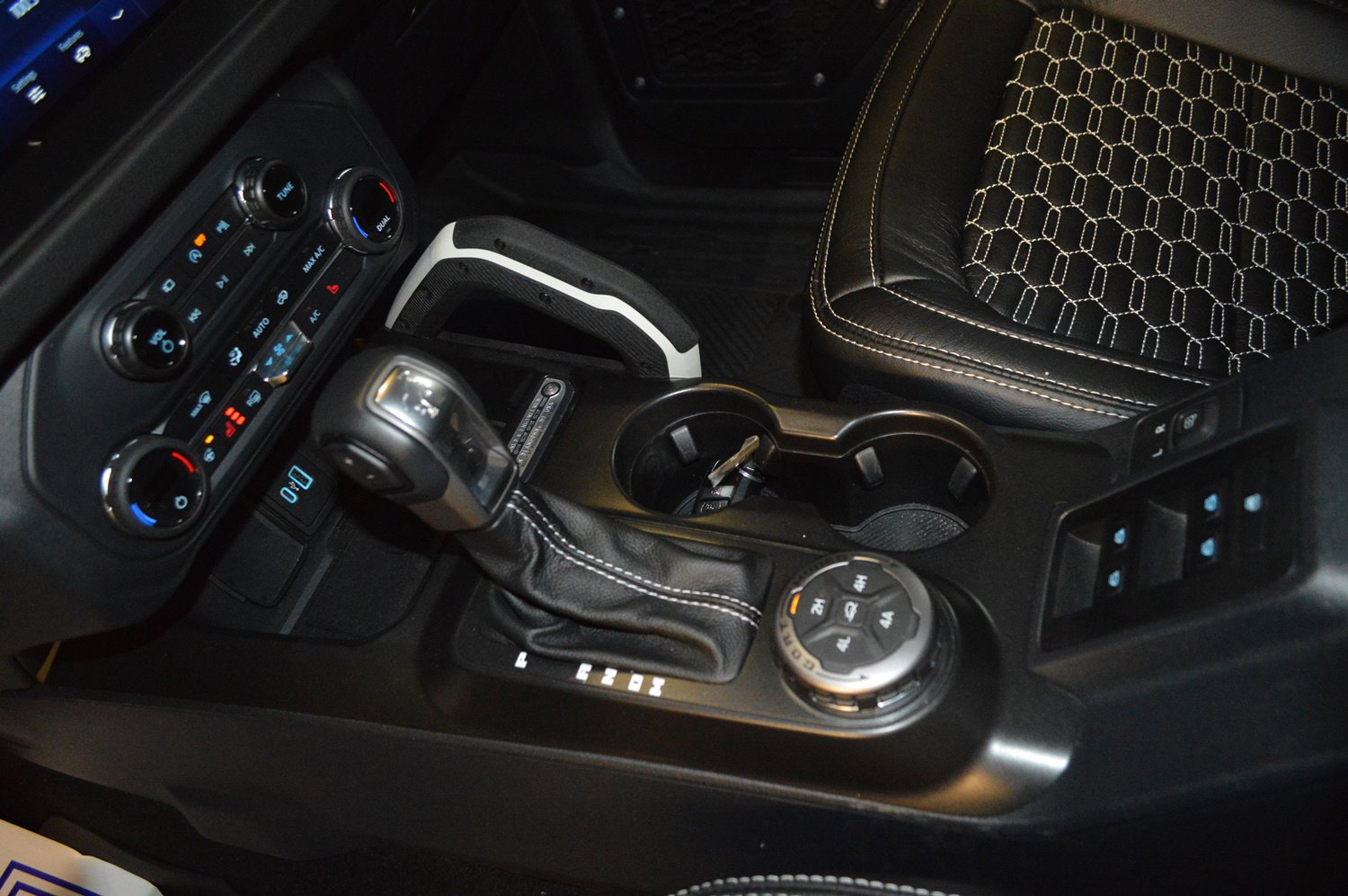 Used 2023 Ford Bronco Wildtrak image 20