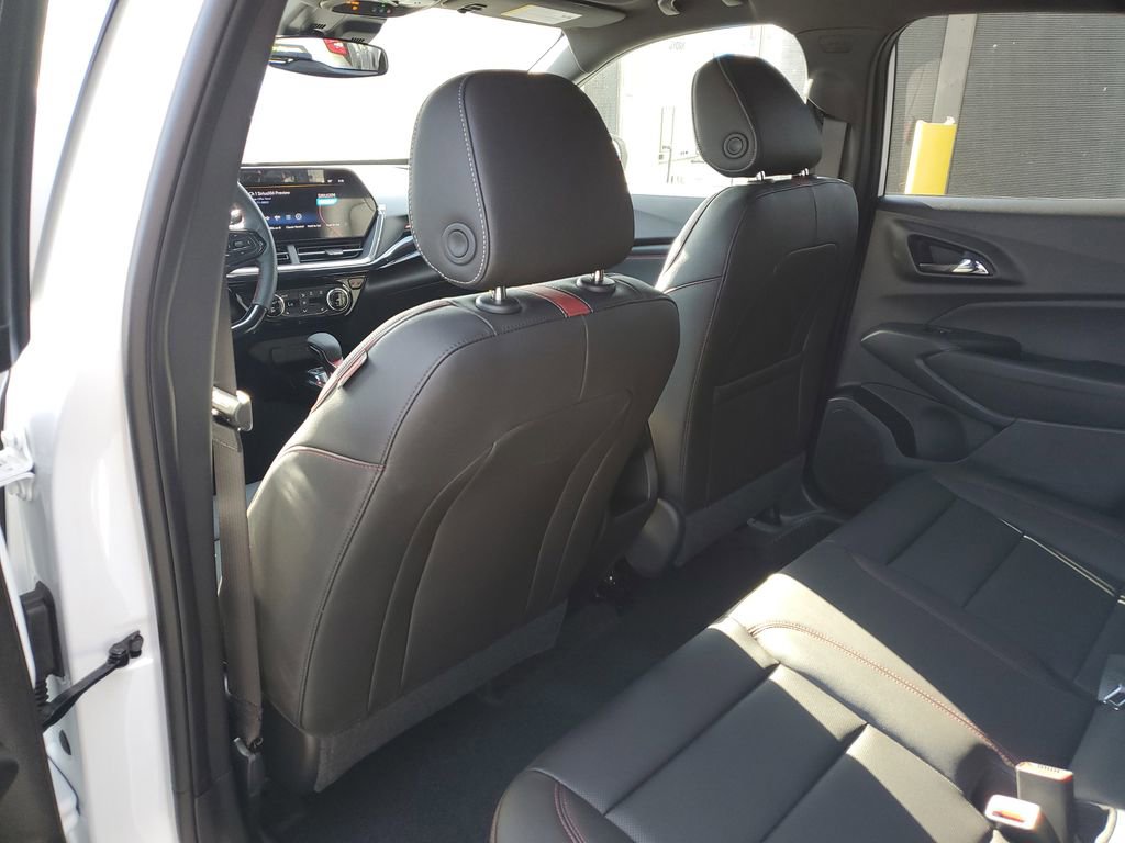 New 2026 Chevrolet Trax RS w/ Driver Confidence Package image 14