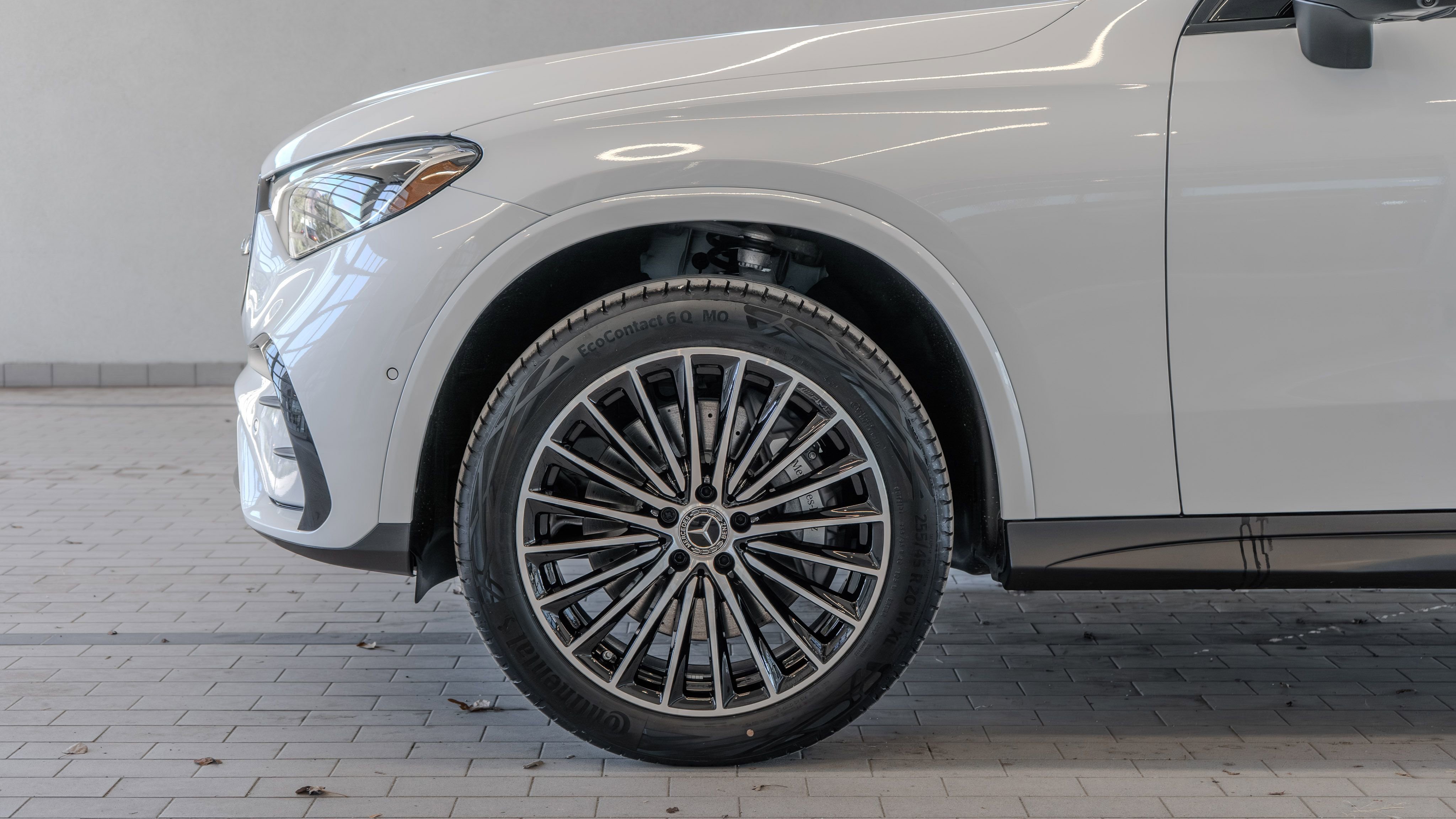 New 2026 Mercedes-Benz GLC 300 4MATIC image 4