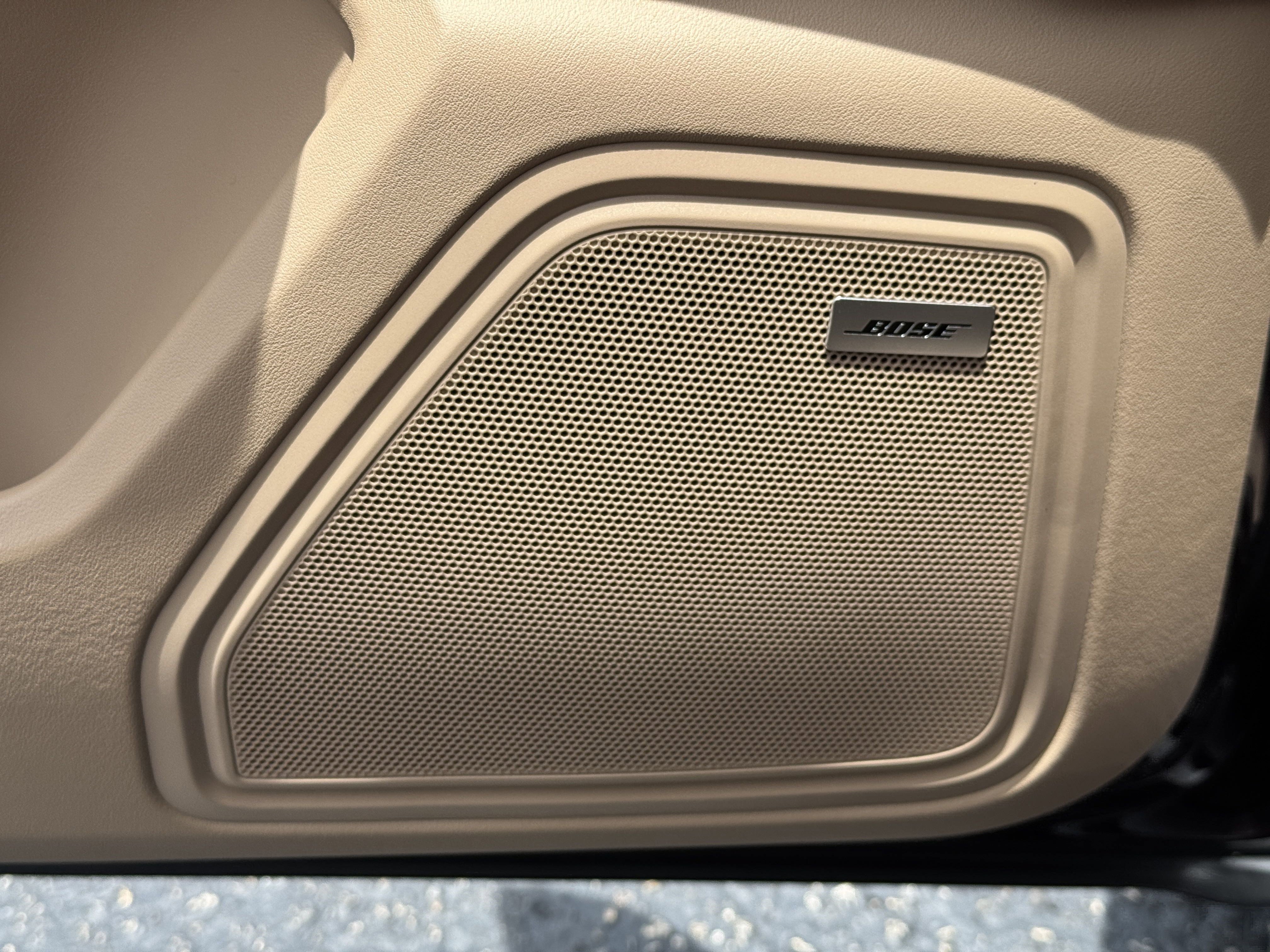 Certified 2025 Porsche Macan image 25