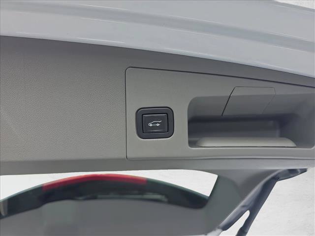 Used 2021 Cadillac XT5 Premium Luxury AWD/4WD image 13