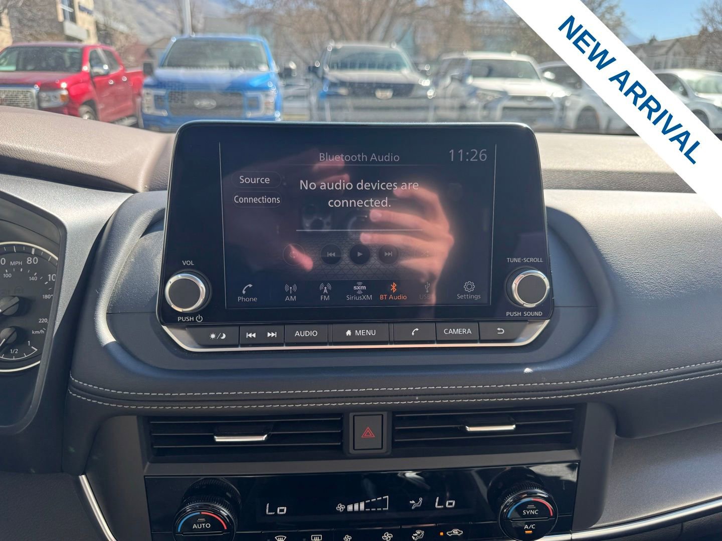 Used 2023 Nissan Rogue SV image 24