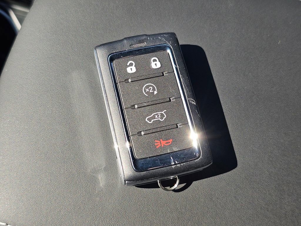 New 2025 Jeep Grand Cherokee Overland w/ Adv Protech Group III image 31