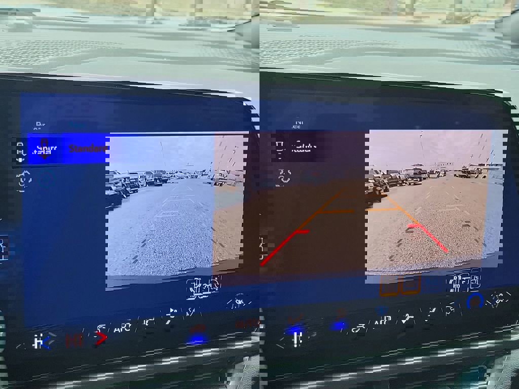 Used 2026 Chevrolet Equinox EV LT image 26