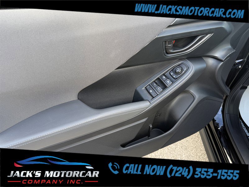 Used 2025 Subaru Crosstrek 2.5i Premium image 25